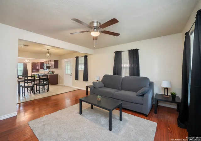 4th image of 1136 Kentucky Ave, San Antonio, TX 78201 | MLS# 1897713