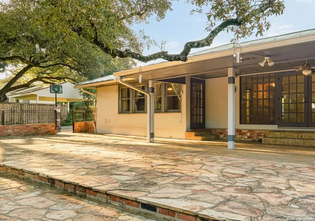2nd image of 134 Rockhill, San Antonio, TX 78209 | MLS# 1897754