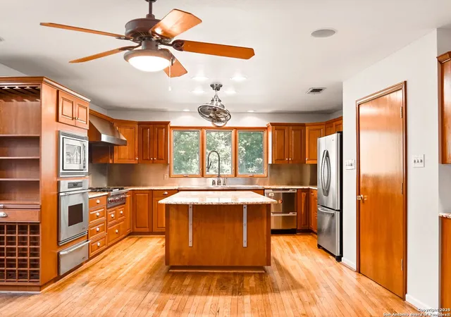 3rd image of 134 Rockhill, San Antonio, TX 78209 | MLS# 1897754