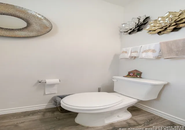 Photo 4 of Single family home for sale at 350 Colonial, Universal City, TX 78148 | MLS# 1897833 | Listing updated on 2026-02-14