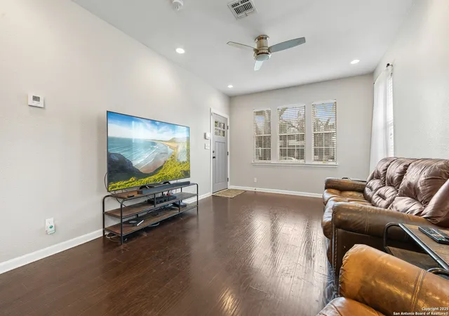 2nd image of 1115 Kings, San Antonio, TX 78201 | MLS# 1897888