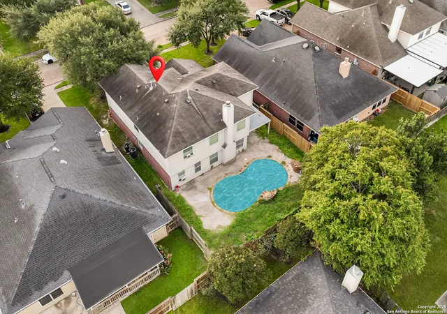 Photo 4 of Single family home for sale at 14727 Arbor Trace, Cypress, TX 77429 | MLS# 1897907 | Listing updated on 2025-12-12