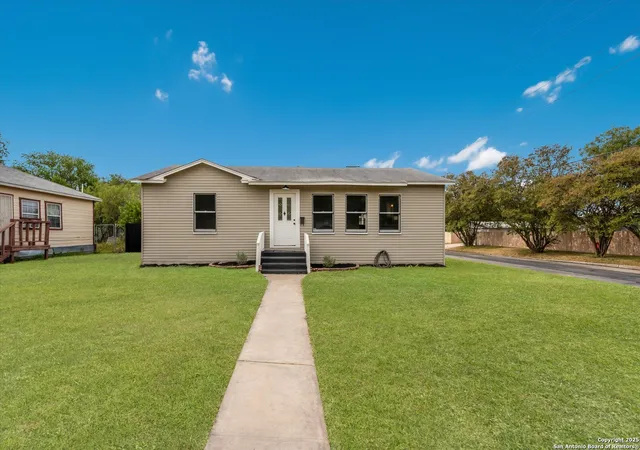 2nd image of 530 John Page Dr, San Antonio, TX 78228 | MLS# 1897908