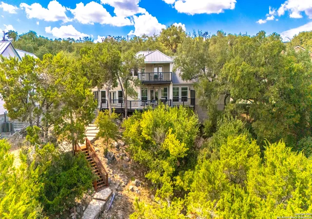 Photo 2 of Single family home for sale at 1761 Lakeside, Canyon Lake, TX 78133 | MLS# 1897916 | Listing updated on 2025-11-16