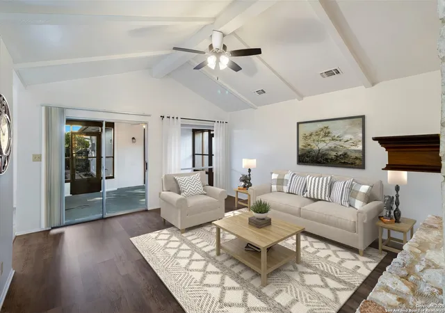 Photo 4 of Sale Pending at 142 Bolerio, Universal City, TX 78148 | MLS# 1897922 | Listing updated on 2025-11-14