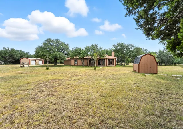 Photo 1 of Single family home for sale at 220 Lanier Ranch, Driftwood, TX 78619 | MLS# 1897931 | Listing updated on 2026-08-19