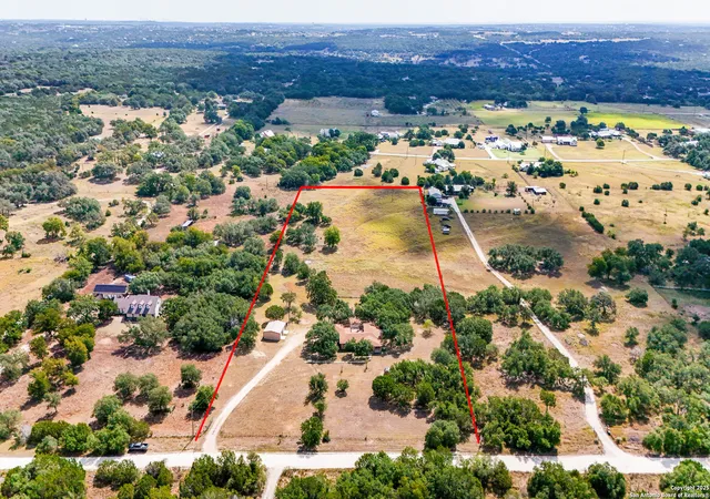 Photo 2 of Single family home for sale at 220 Lanier Ranch, Driftwood, TX 78619 | MLS# 1897931 | Listing updated on 2026-08-19