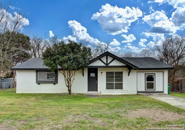 Photo 1 of Single family home for sale at 4566 Los Ranchitos St, San Antonio, TX 78233 | MLS# 1897942 | Listing updated on 2025-12-06