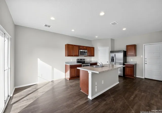Photo 4 of Sale Pending at 13012 Lineberry Ln, Saint Hedwig, TX 78152 | MLS# 1897944 | Listing updated on 2025-11-04