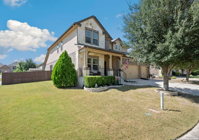 Photo 2 of Sale Pending at 3137 Birch Bnd, New Braunfels, TX 78130 | MLS# 1897951 | Listing updated on 2025-09-23
