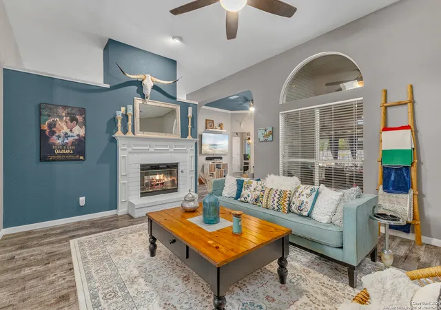 Photo 4 of Sale Pending at 16303 Rangerider, San Antonio, TX 78247 | MLS# 1897956 | Listing updated on 2025-10-14