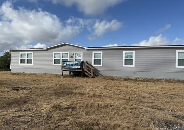 1st image of 732 Pr 4653, Hondo, TX 78861 | MLS# 1898004
