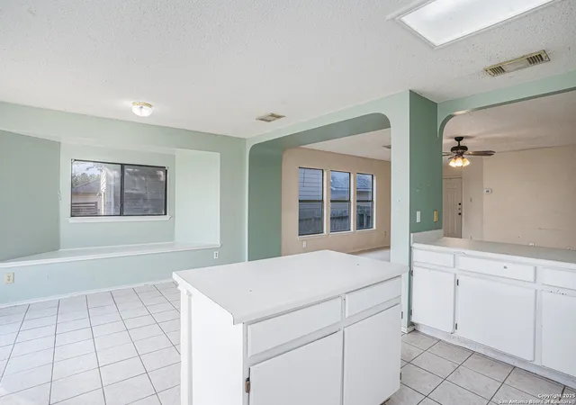 Photo 4 of Sale Pending at 6491 Beech Trl, Converse, TX 78109 | MLS# 1898043 | Listing updated on 2025-09-15