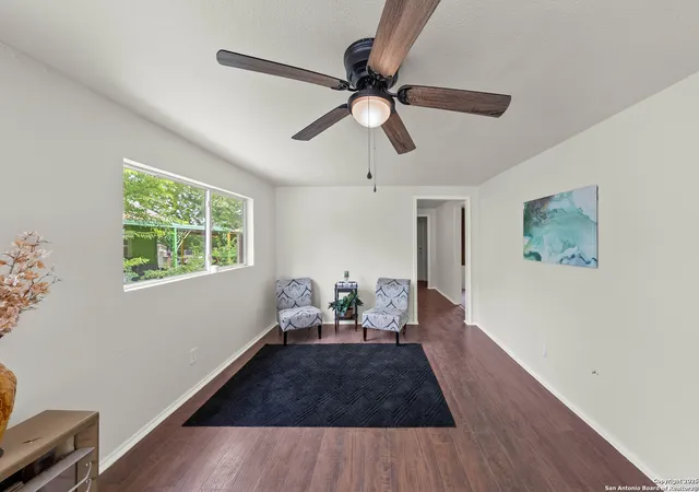 Photo 3 of Single family home for sale at 1422 N Sabinas, San Antonio, TX 78207 | MLS# 1898045 | Listing updated on 2025-12-10