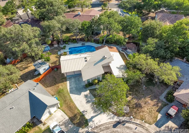 Photo 3 of Sale Pending at 8815 Welles Crk, San Antonio, TX 78240 | MLS# 1898084 | Listing updated on 2025-09-22