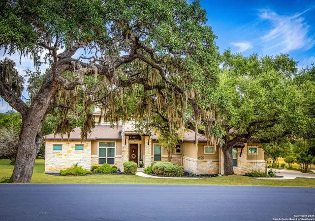 3rd image of 625 Haven Point, New Braunfels, TX 78132 | MLS# 1898104