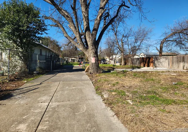 2nd image of 511 S Calaveras, San Antonio, TX 78207 | MLS# 1898129