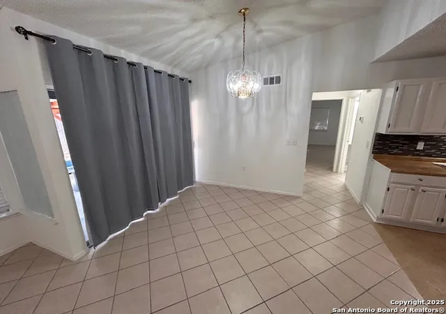 Photo 4 of Sale Pending at 16619 Wolf Ridge, San Antonio, TX 78247 | MLS# 1898133 | Listing updated on 2025-11-18