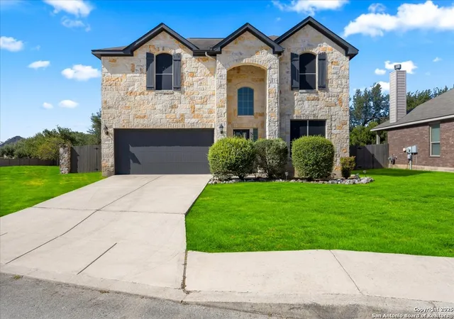 Photo 2 of Sale Pending at 3722 Sweet Olive, San Antonio, TX 78261 | MLS# 1898150 | Listing updated on 2026-01-02
