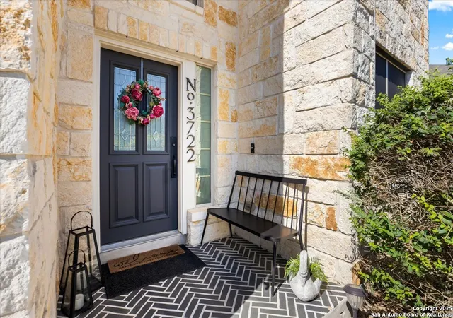 Photo 3 of Sale Pending at 3722 Sweet Olive, San Antonio, TX 78261 | MLS# 1898150 | Listing updated on 2026-01-02