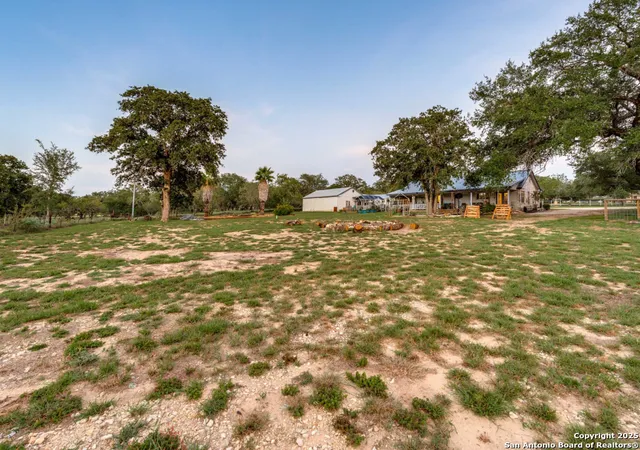 27th image of 429 Ringaskiddy, Floresville, TX 78114 | MLS# 1898194