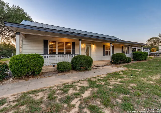 1st image of 429 Ringaskiddy, Floresville, TX 78114 | MLS# 1898194