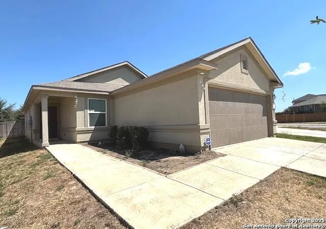 Photo 2 of Sale Pending at 3011 Old Almonte, San Antonio, TX 78224 | MLS# 1898200 | Listing updated on 2026-02-05