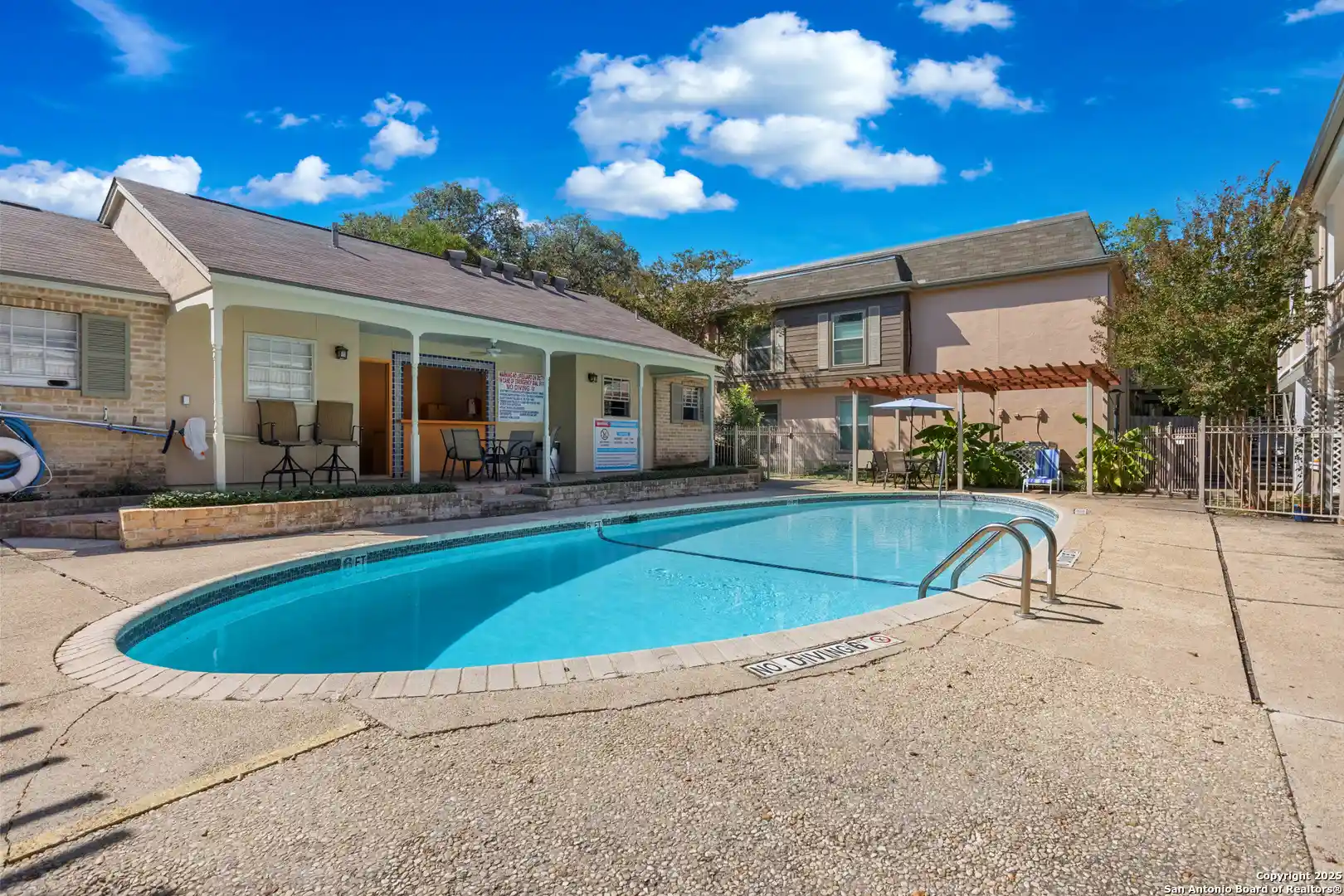Listing Photo 34 - Condo for sale in 2300 Nacogdoches located at 2300 Nacogdoches, San Antonio, TX 78209 - Unit #C210