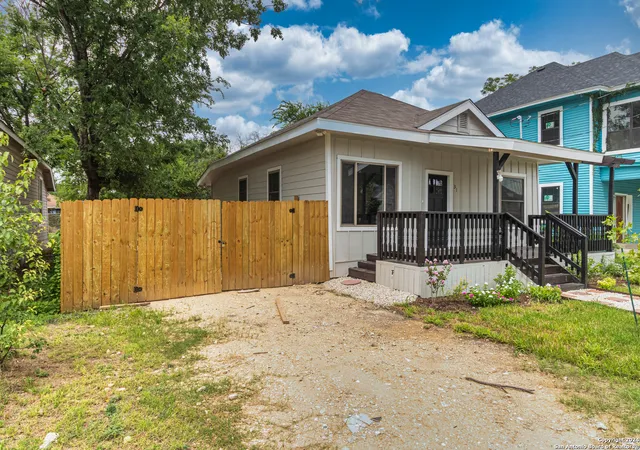 Homes for sale in San Antonio, TX | 131 Chicago Blvd, San Antonio, TX 78210 | MLS# 1898289