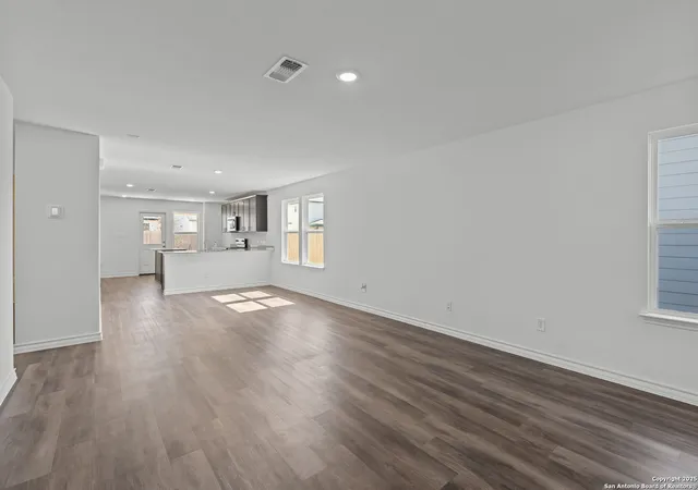 5th image of 418 White Heron Way, Marion, TX 78124 | MLS# 1898302