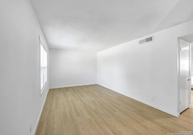 Photo 3 of Sale Pending at 6834 Neston Dr, San Antonio, TX 78239 | MLS# 1898323 | Listing updated on 2026-04-07