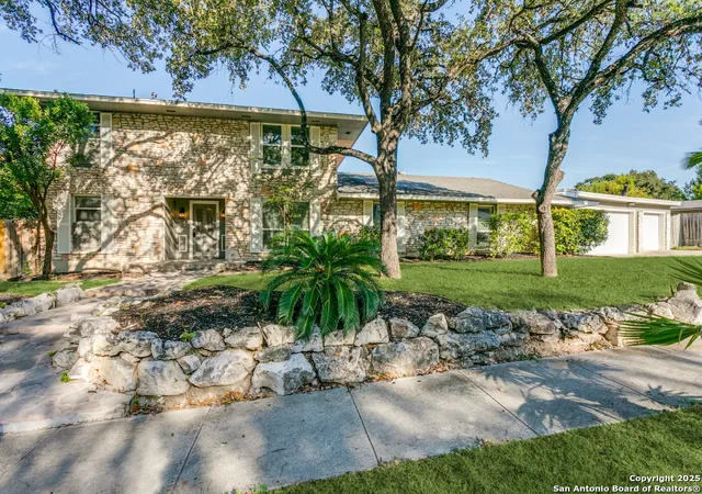 Photo 2 of Single family home for sale at 8415 Tiffany Dr, San Antonio, TX 78230 | MLS# 1898334 | Listing updated on 2026-04-10
