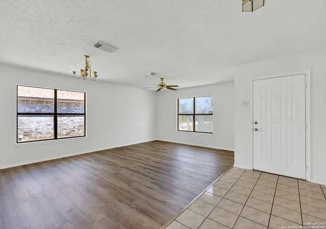 Photo 3 of Sale Pending at 2107 Border Ml Dr, San Antonio, TX 78230 | MLS# 1898351 | Listing updated on 2025-10-02