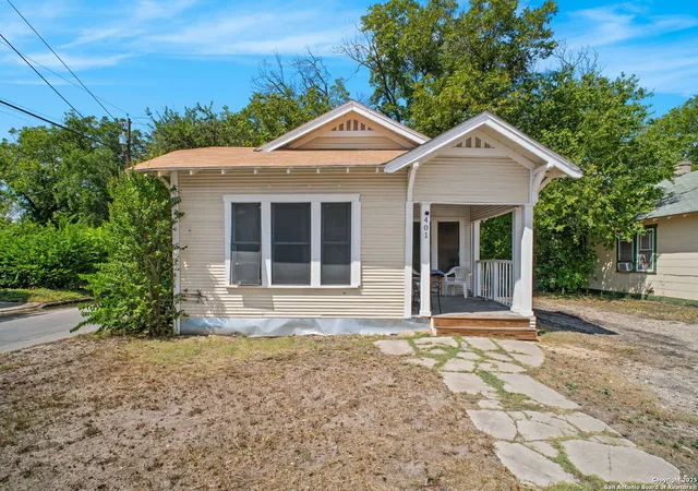 2nd image of 401 Canton, San Antonio, TX 78202 | MLS# 1898375
