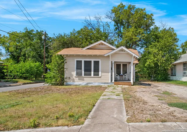 3rd image of 401 Canton, San Antonio, TX 78202 | MLS# 1898375