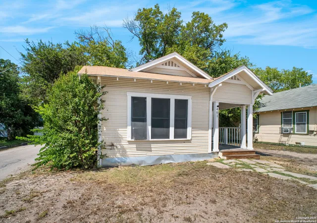 1st image of 401 Canton, San Antonio, TX 78202 | MLS# 1898375