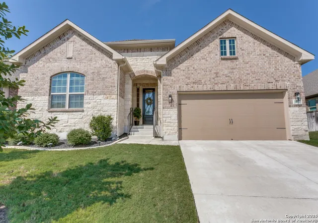 Photo 3 of Single family home for sale at 28917 Throssel Ln, San Antonio, TX 78260 | MLS# 1898395 | Listing updated on 2025-12-11