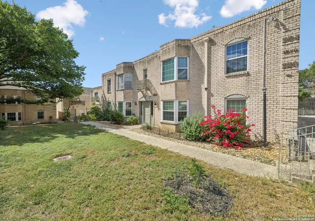 Photo 3 of Sale Pending at 102 Ruelle Ln #220-B, San Antonio, TX 78209 | MLS# 1898401 | Listing updated on 2026-02-07