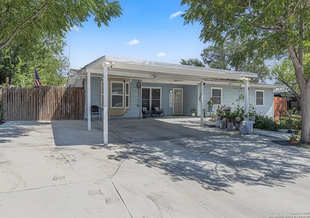 Photo 2 of Single family home for sale at 6211 Birch Valley, San Antonio, TX 78242 | MLS# 1898431 | Listing updated on 2025-10-15