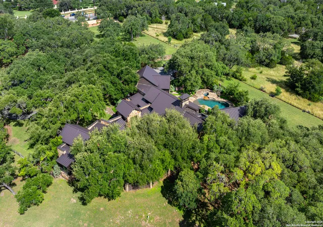 Photo 3 of Sale Pending at 30350 Ralph Fair Rd, Boerne, TX 78015 | MLS# 1898441 | Listing updated on 2025-10-22