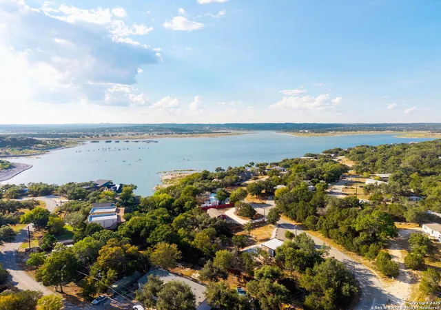 Homes for sale in Canyon Lake, TX | 617 Canyon Edge, Canyon Lake, TX 78133 | MLS# 1898446