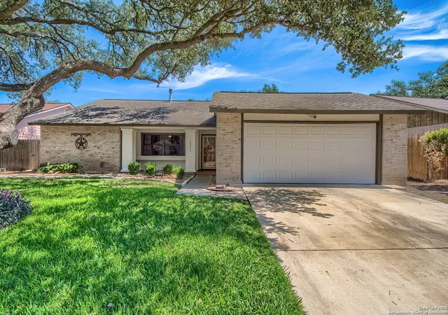Photo 2 of Single family home for sale at 16314 Falcon Hill, San Antonio, TX 78247 | MLS# 1898541 | Listing updated on 2026-01-16