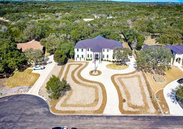 Photo 3 of Single family home for sale at 9811 Klein Ct, New Braunfels, TX 78132 | MLS# 1898651 | Listing updated on 2026-09-13
