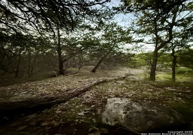 Photo 4 of Land for sale at 1059 Summit, Canyon Lake, TX 78133 | MLS# 1898671 | Listing updated on 2025-09-17