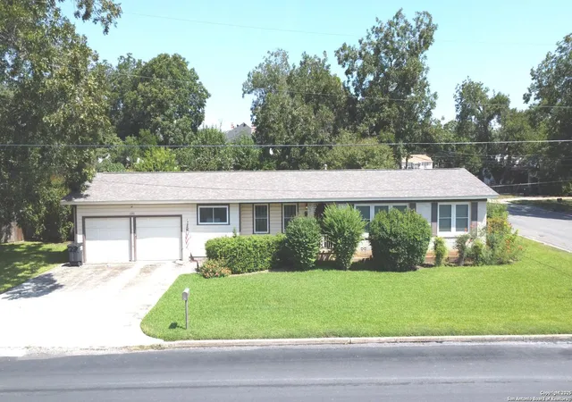 Photo 2 of Single family home for sale at 1202 27th Street, Hondo, TX 78861 | MLS# 1898686 | Listing updated on 2025-11-16