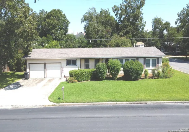 Photo 1 of Single family home for sale at 1202 27th Street, Hondo, TX 78861 | MLS# 1898686 | Listing updated on 2025-11-16