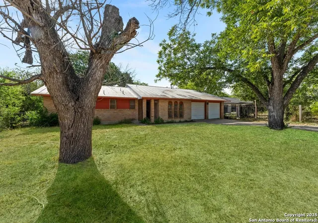 Photo 2 of Single family home for sale at 127 Roesler, San Antonio, TX 78220 | MLS# 1898689 | Listing updated on 2025-10-14