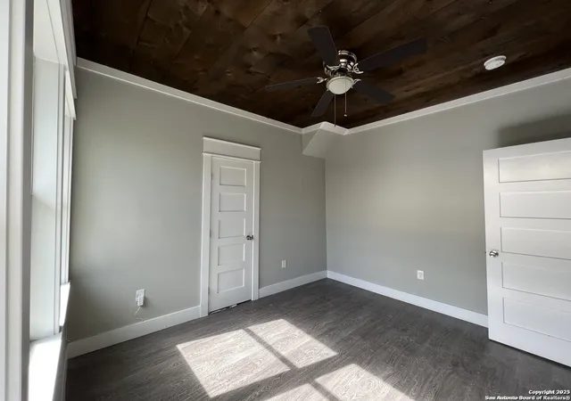 Photo 3 of Single family home for sale at 126 Paul, San Antonio, TX 78203 | MLS# 1898690 | Listing updated on 2025-09-17