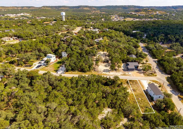 Photo 2 of Sale Pending at 717 Firefly, Canyon Lake, TX 78133 | MLS# 1898734 | Listing updated on 2025-11-17