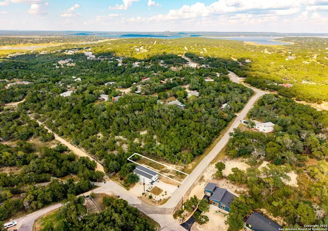 Photo 4 of Sale Pending at 717 Firefly, Canyon Lake, TX 78133 | MLS# 1898734 | Listing updated on 2025-11-17
